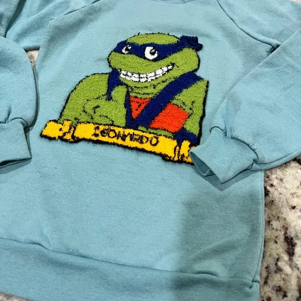 Teenage Mutant Ninja Turtles Vintage Sweatshirt Leonardo